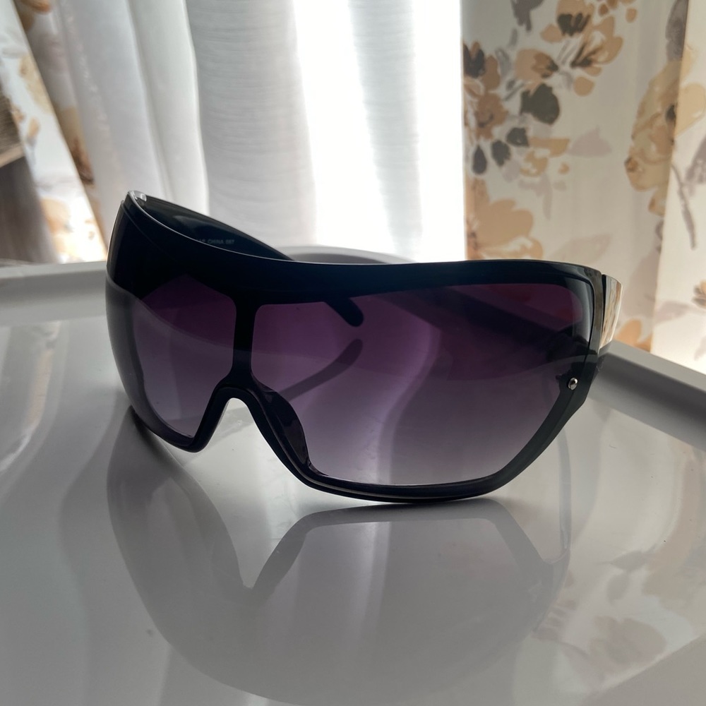 Y2K Shield sunglasses